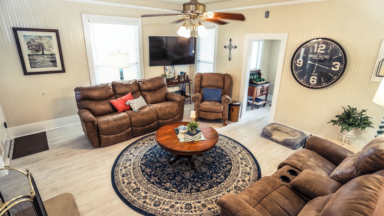 Photo of Livingroom in Goldthwaite