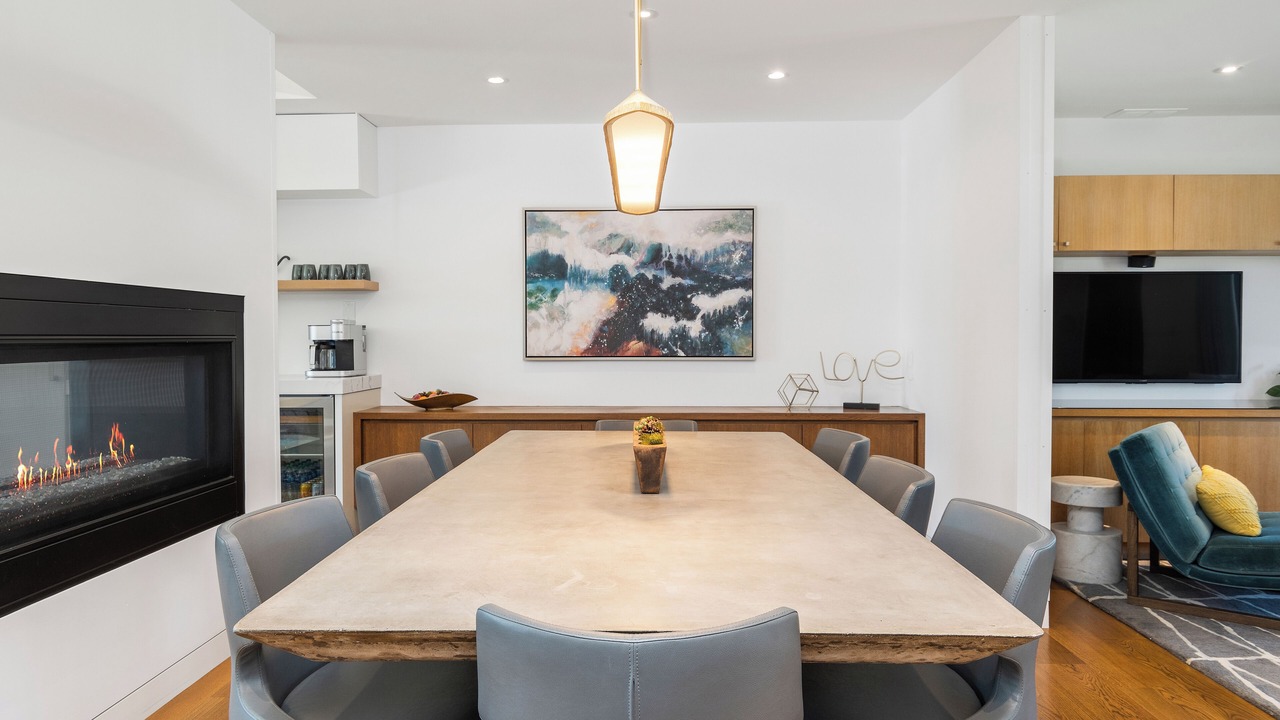 Photo of Livingroom in Rolando Park