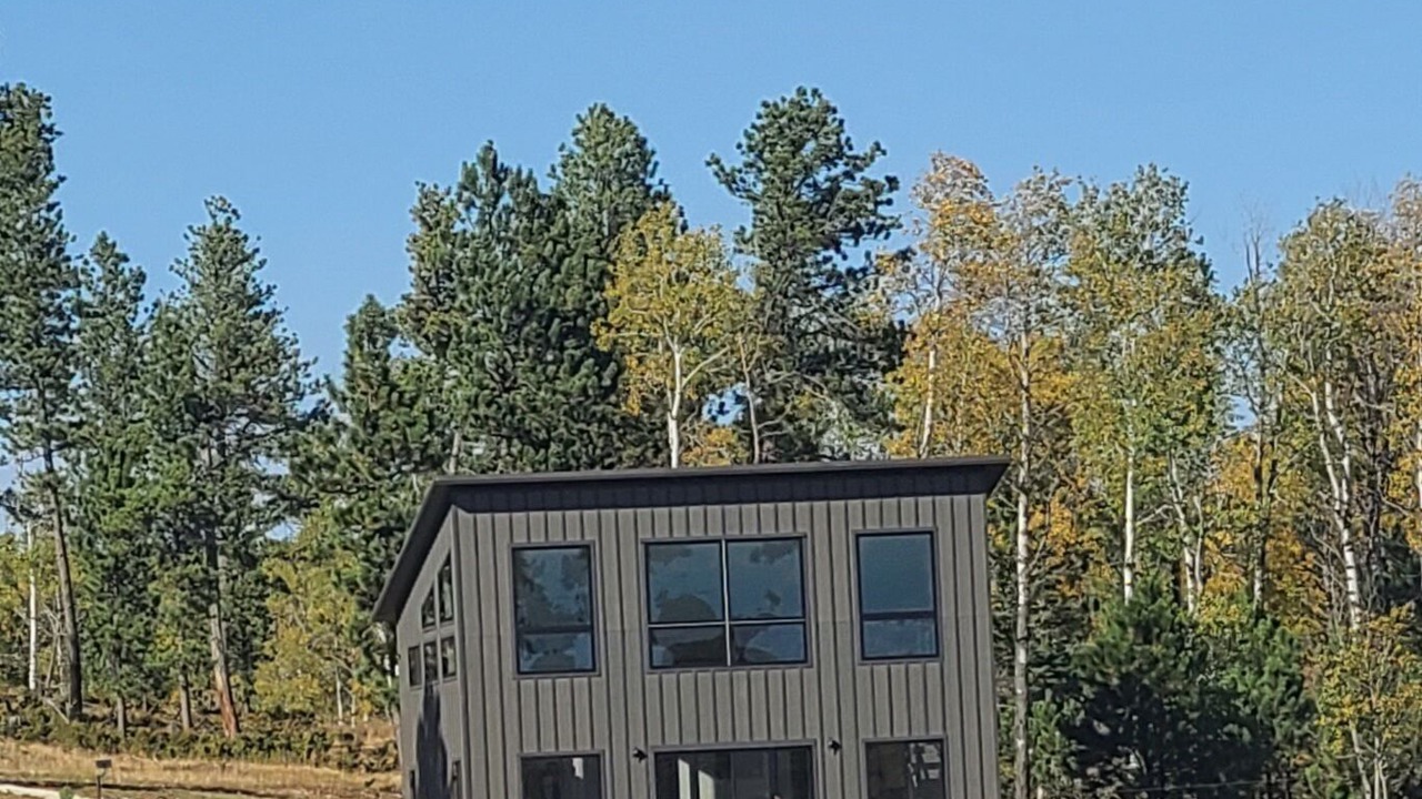 Photo of Outdoor in Lead