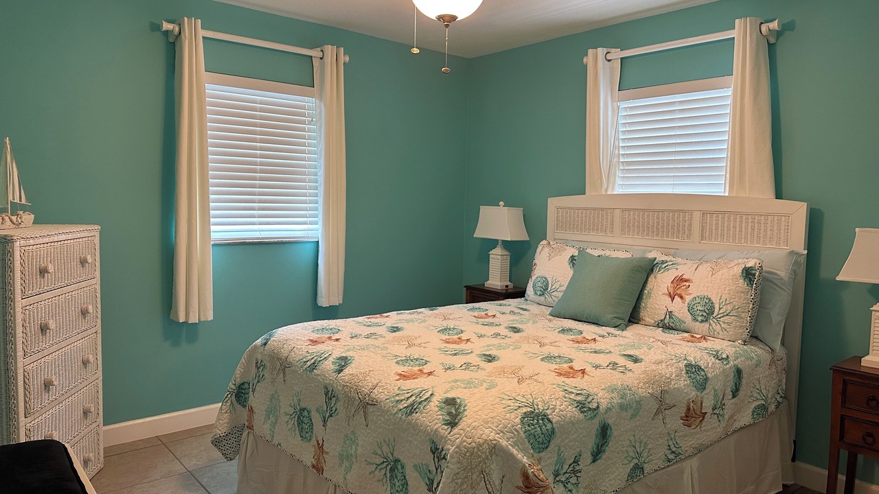 Photo of Bedroom in Breezeswept Beach Estates