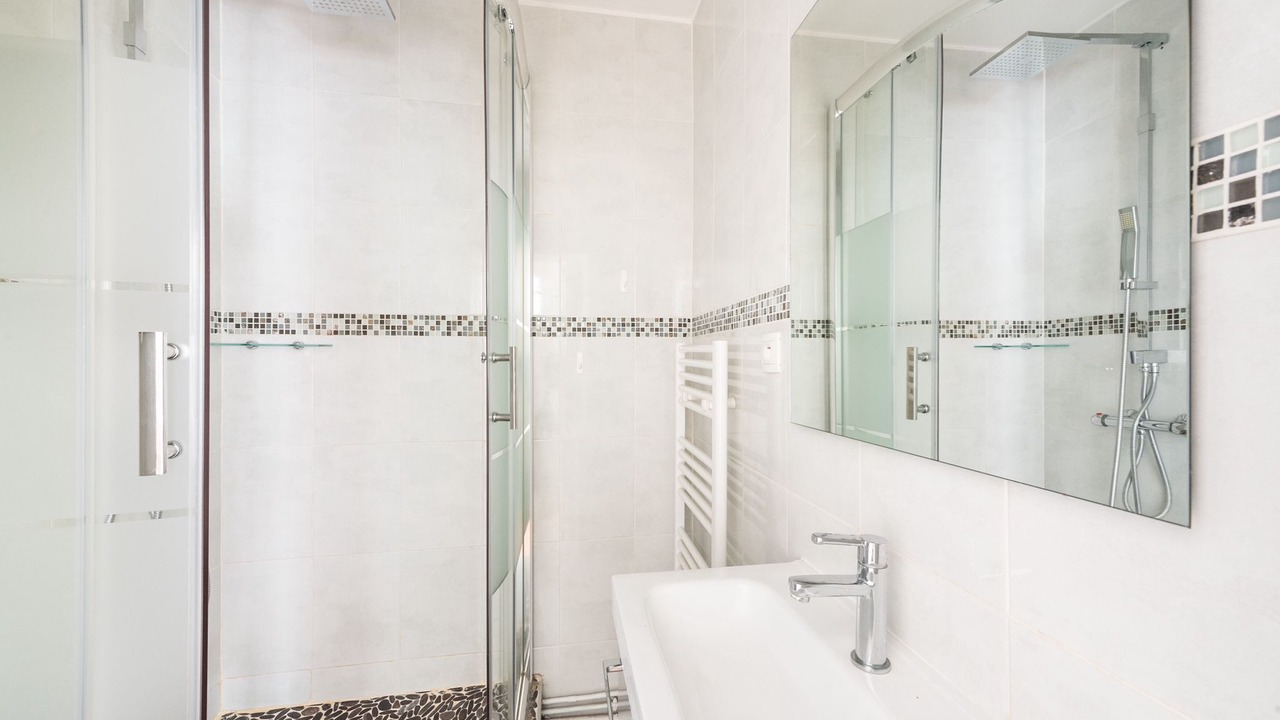 Photo of Bathroom in Silly-Gallieni