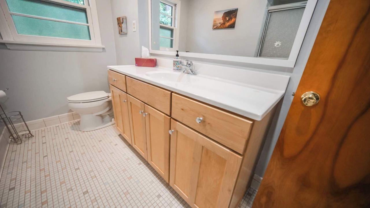 Photo of Bathroom in Bashford Manor