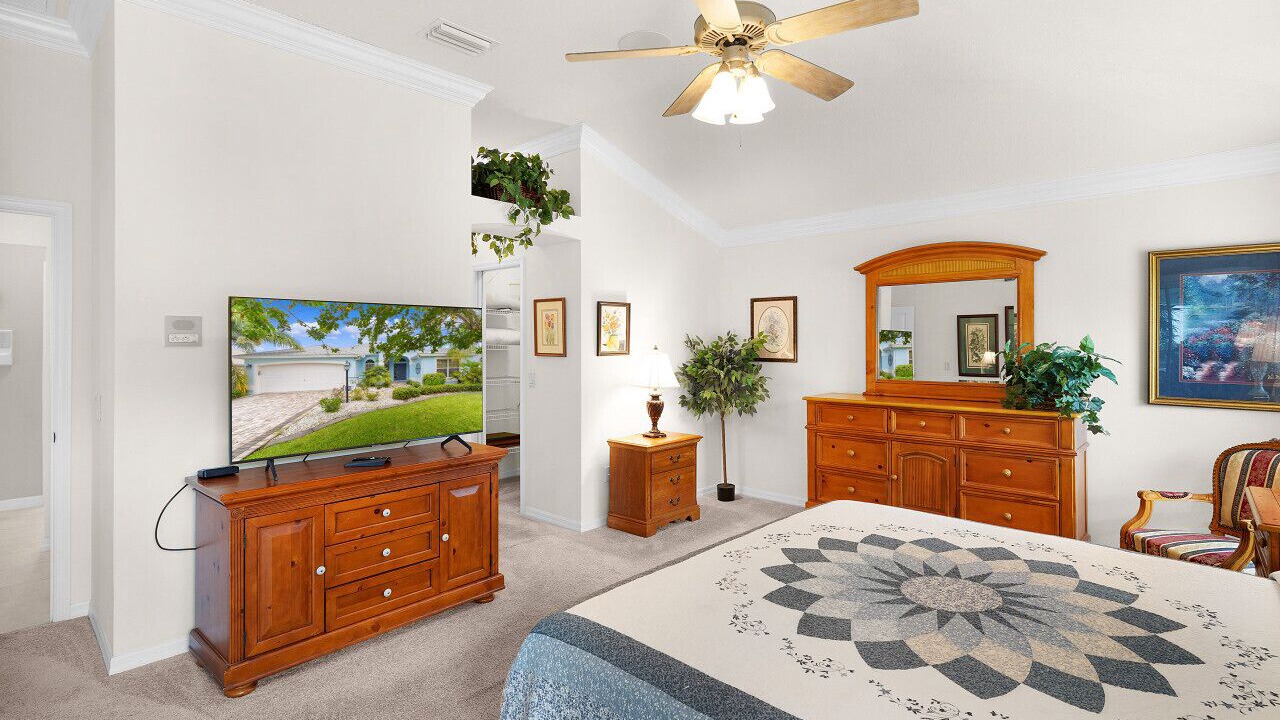 Photo of Bedroom in Virginia Trace