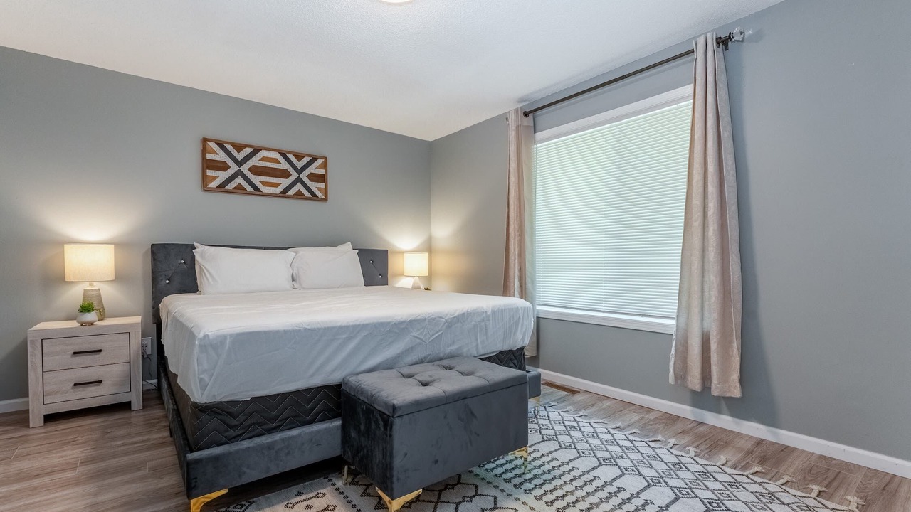 Photo of Bedroom in Columbia Heights