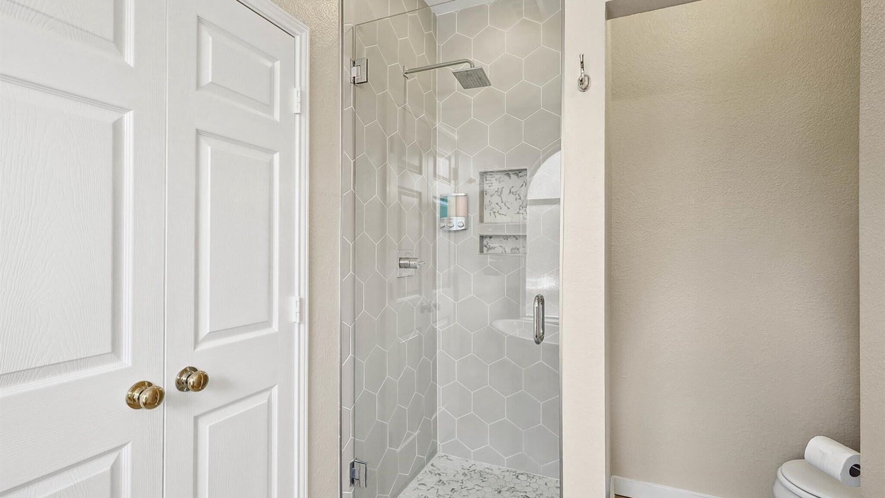 Photo of Bathroom in Lake Dallas