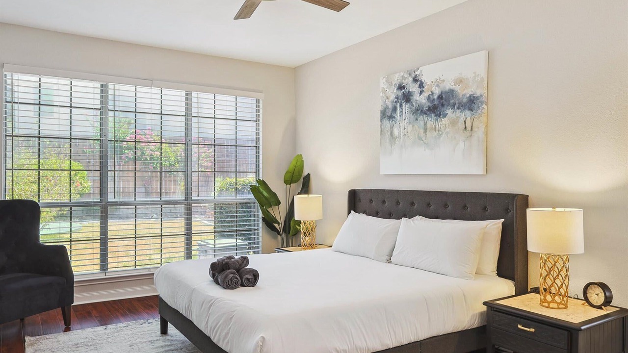 Photo of Bedroom in Lake Dallas