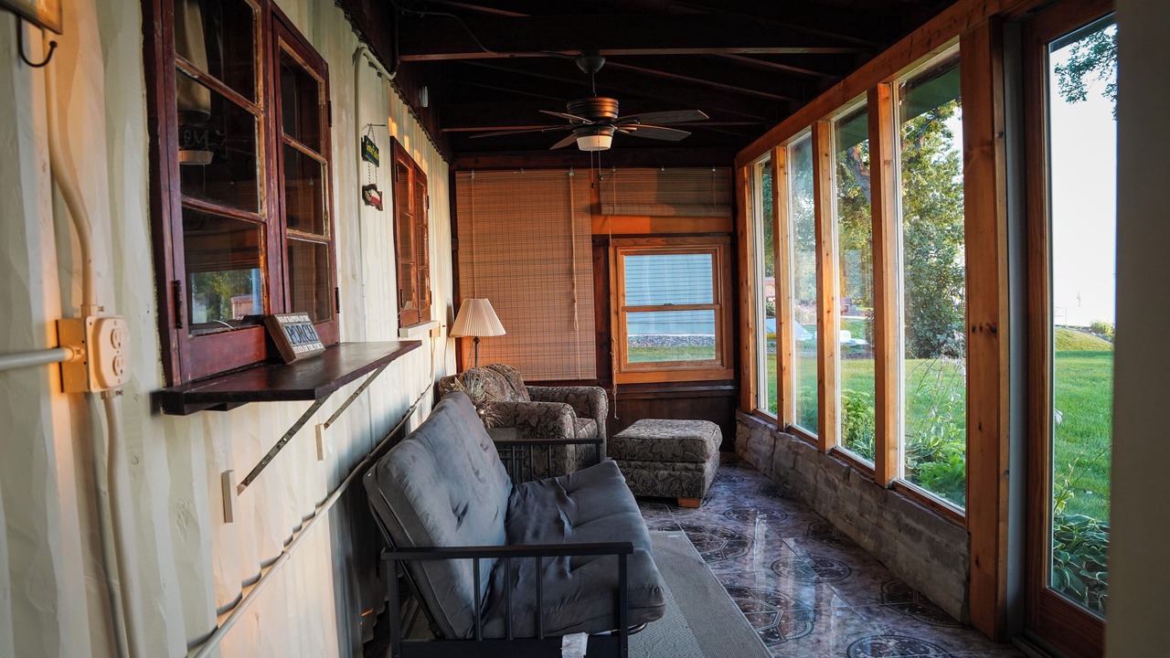 Photo of Livingroom in Chilton
