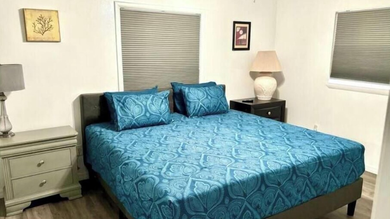 Photo of Bedroom in Bay Crest Park