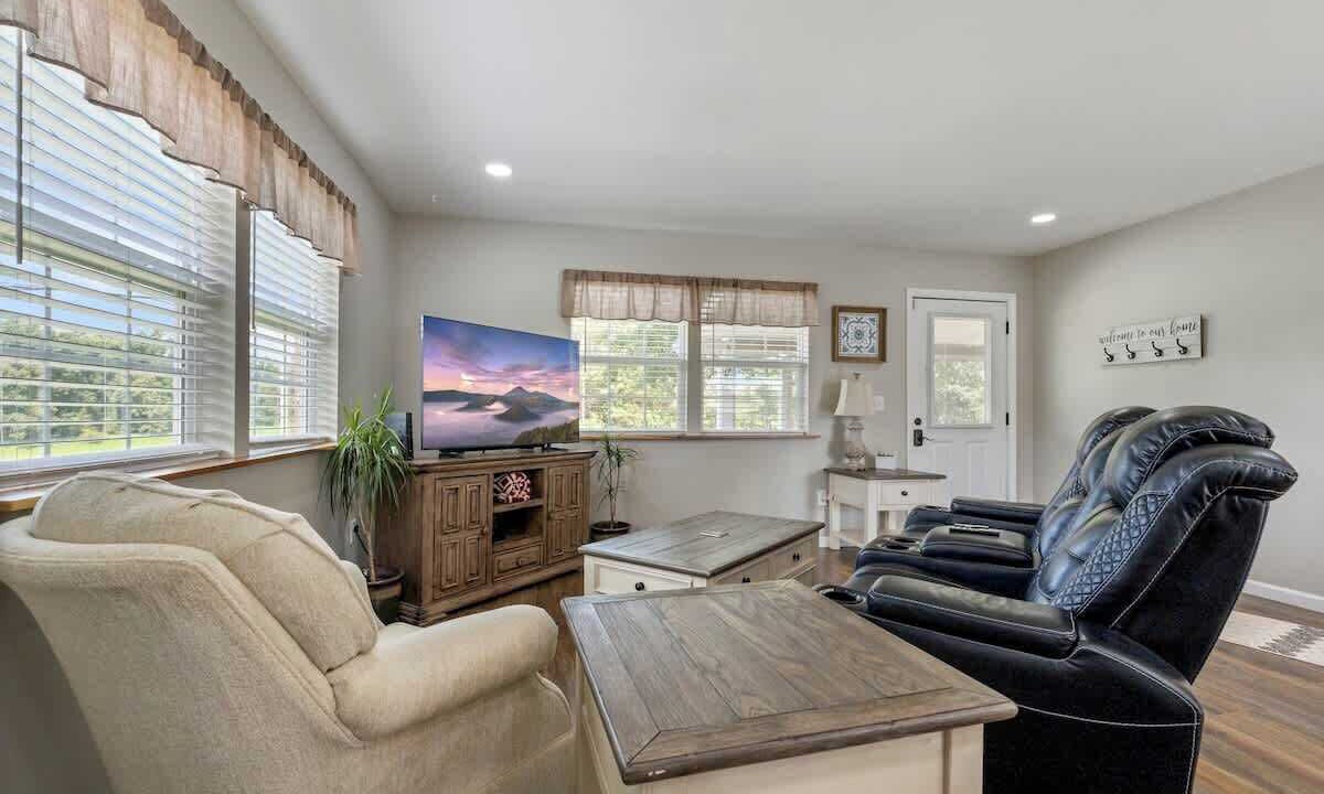 Photo of Bedroom in Dandridge