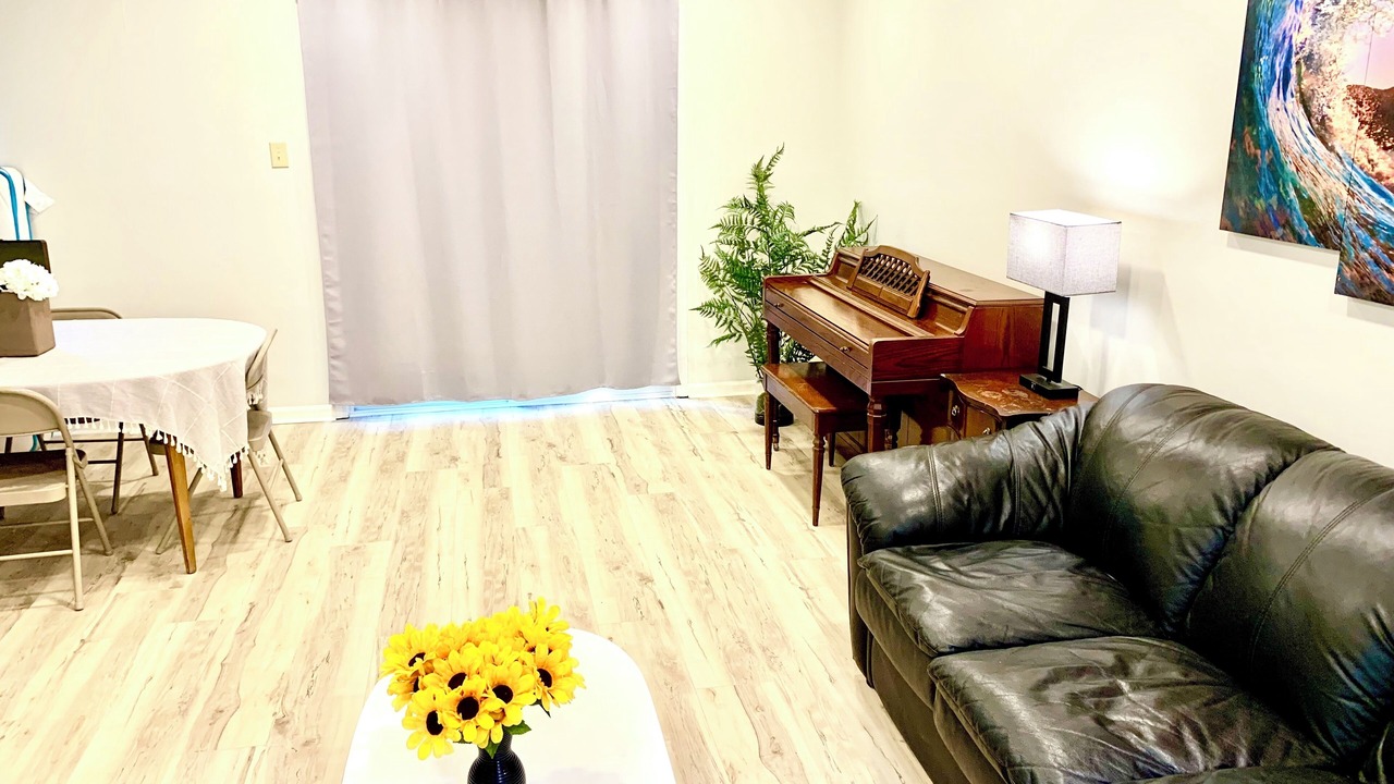 Photo of Livingroom in Germantown