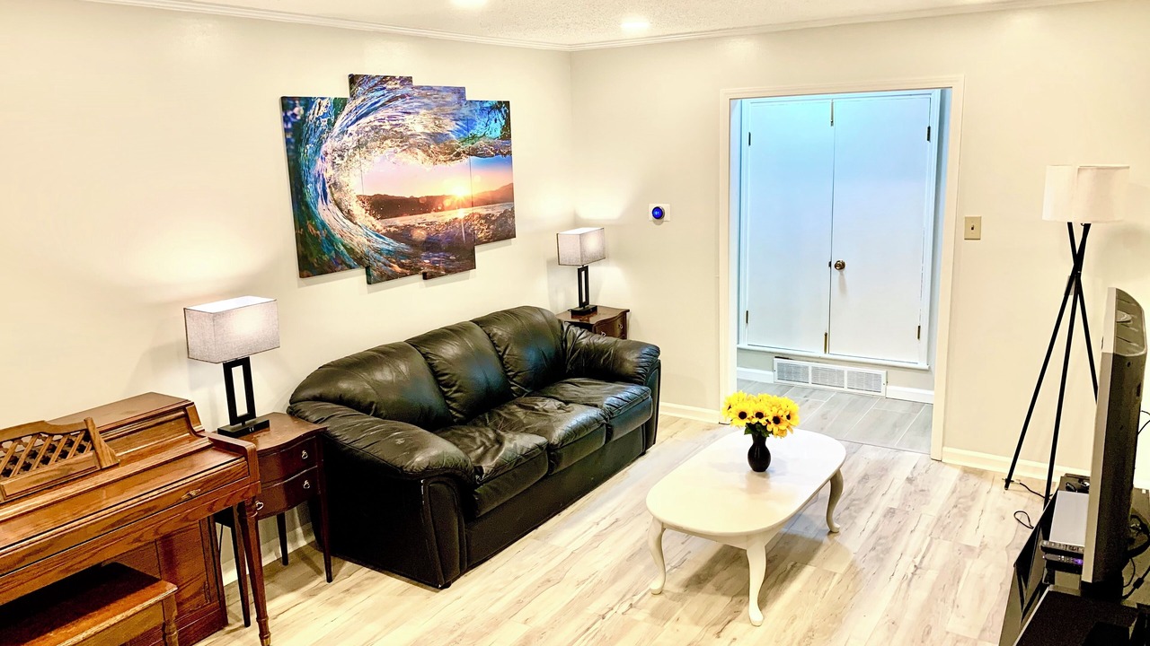 Photo of Livingroom in Germantown