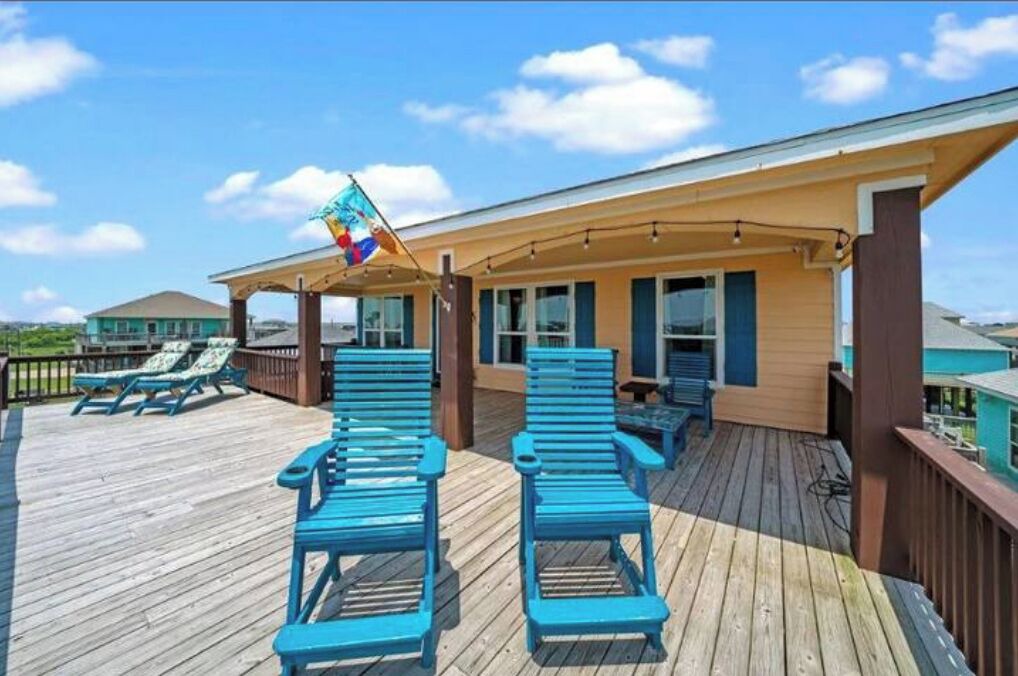 Photo of Patio Balcony in Crystal Beach