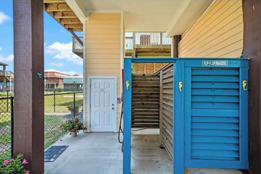Photo of Outdoor in Crystal Beach