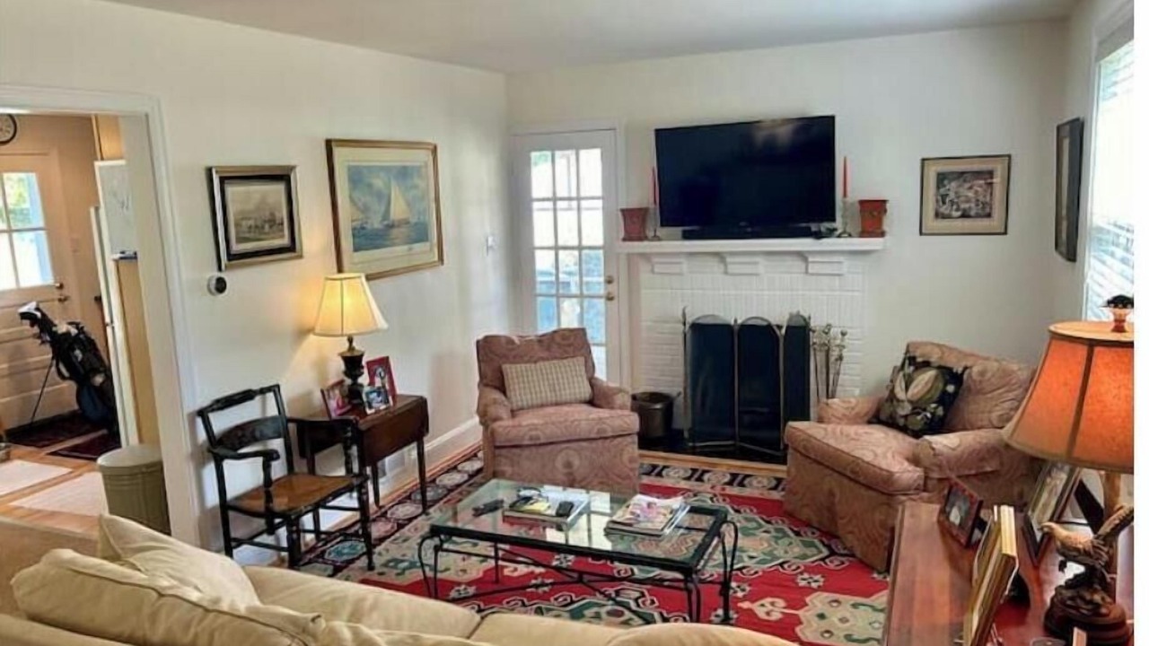 Photo of Livingroom in Richmond