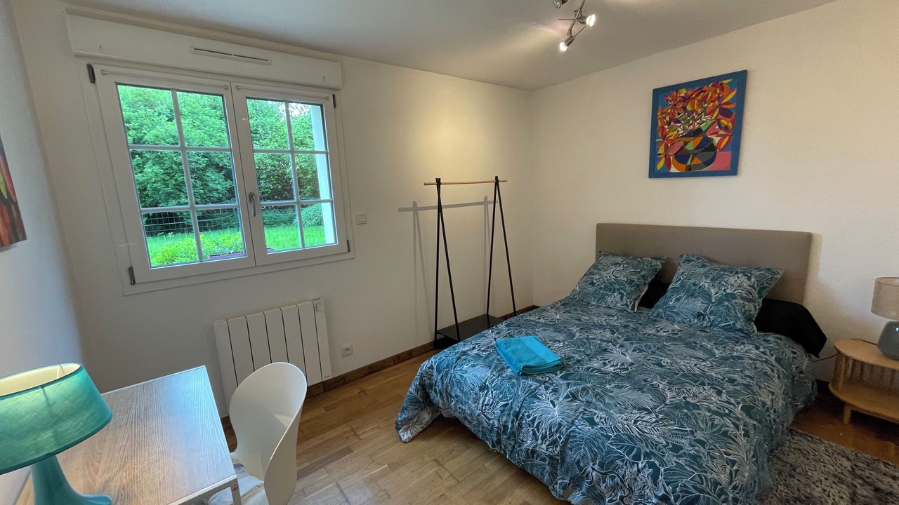 Photo of Bedroom in La Chapelle-des-Fougeretz