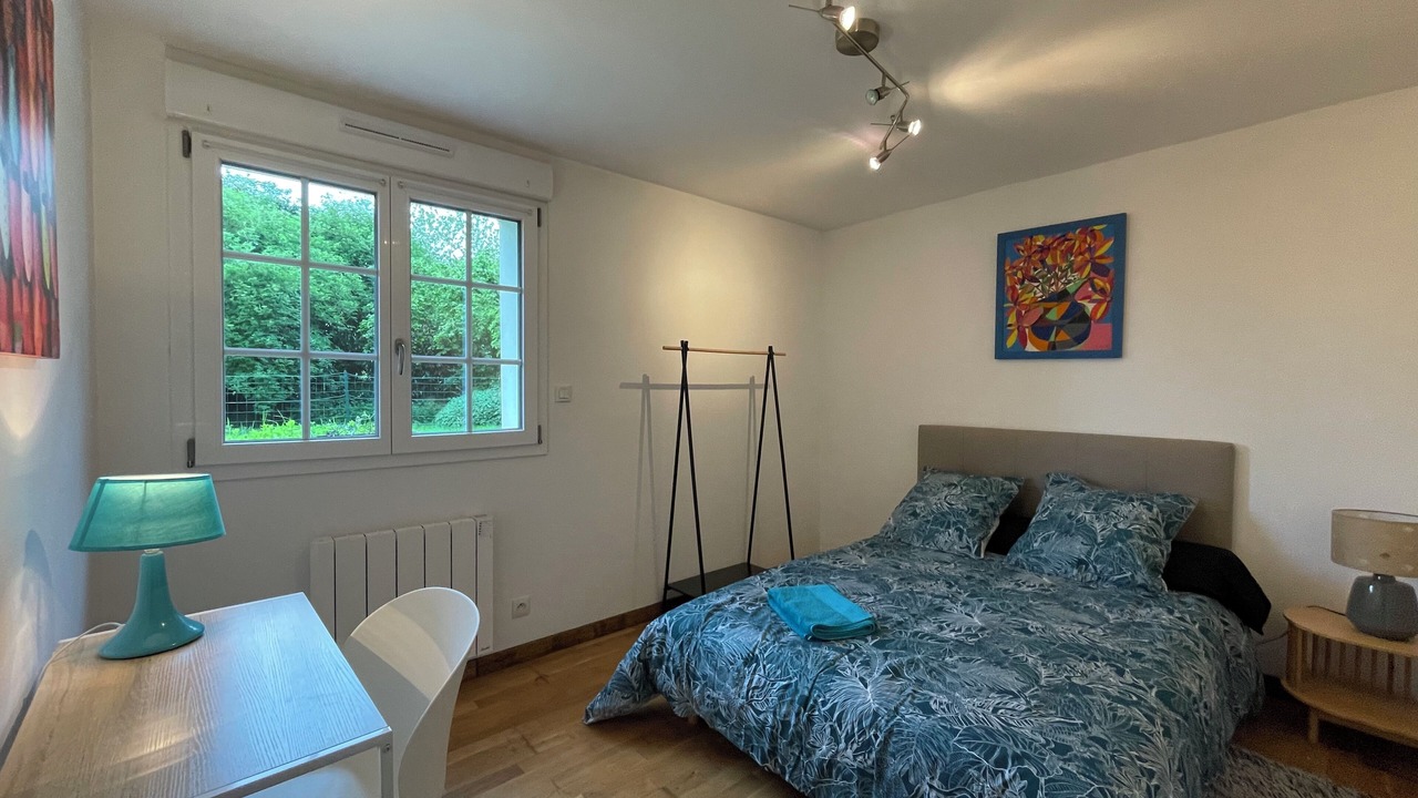 Photo of Bedroom in La Chapelle-des-Fougeretz