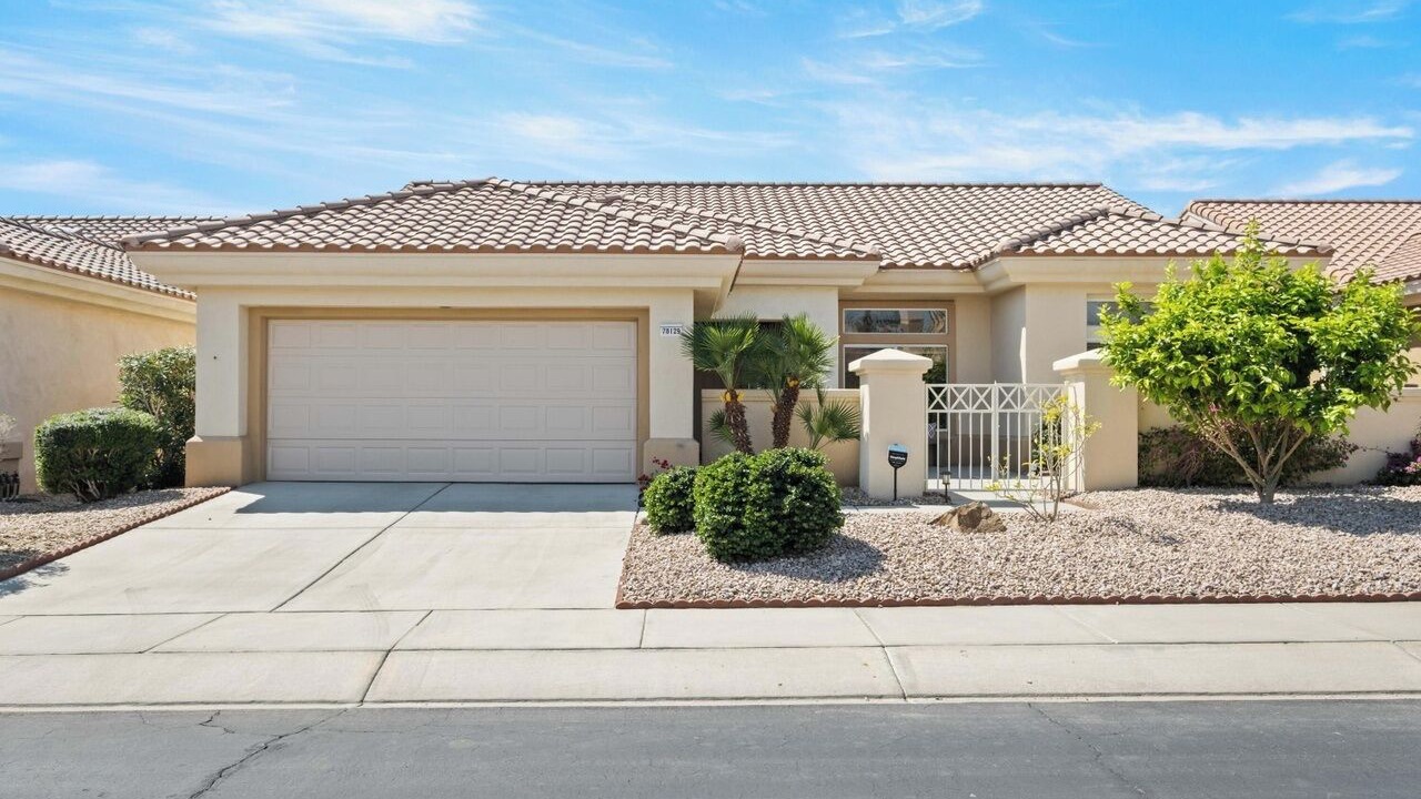 Photo of Outdoor in Desert Palms