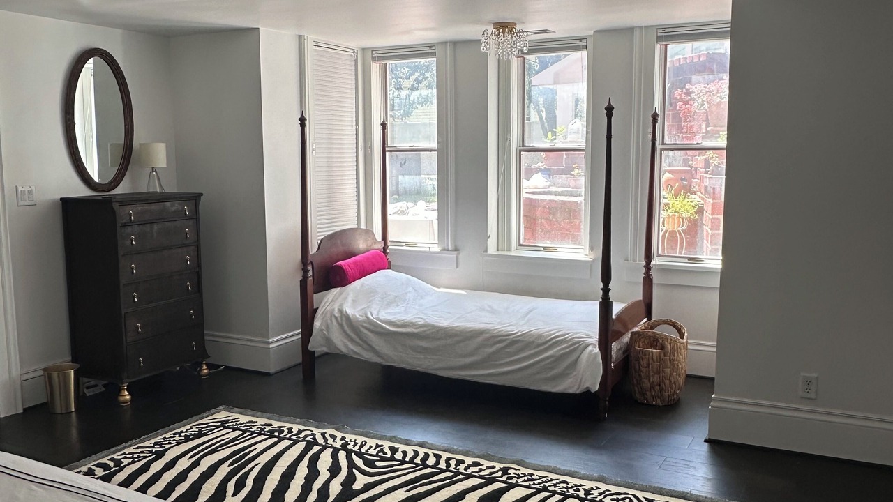 Photo of Bedroom in Winfield