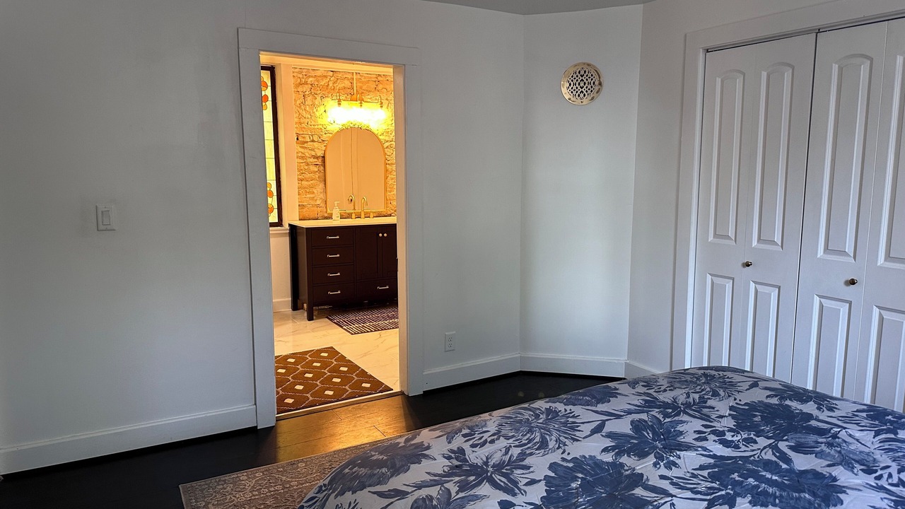 Photo of Bedroom in Winfield