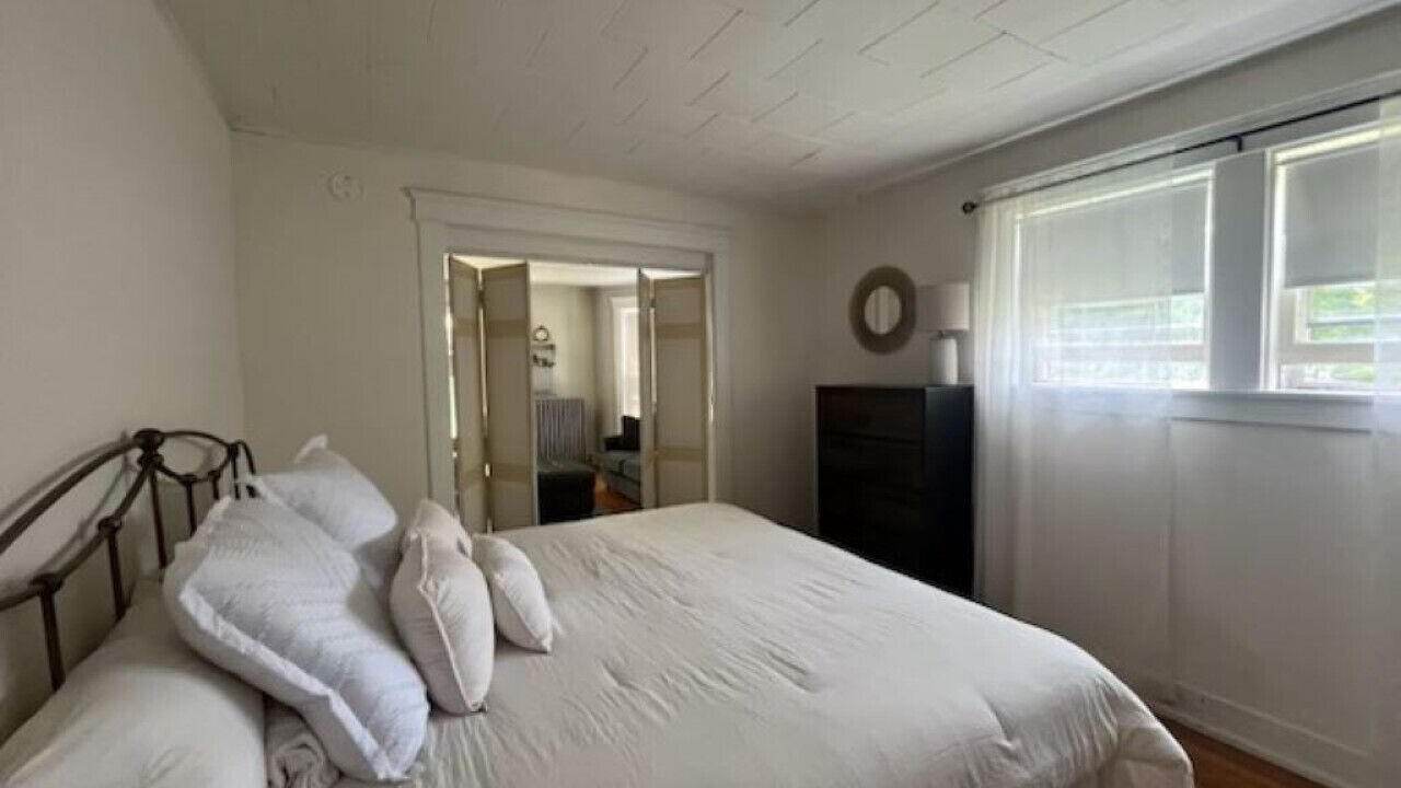 Photo of Bedroom in Skaneateles