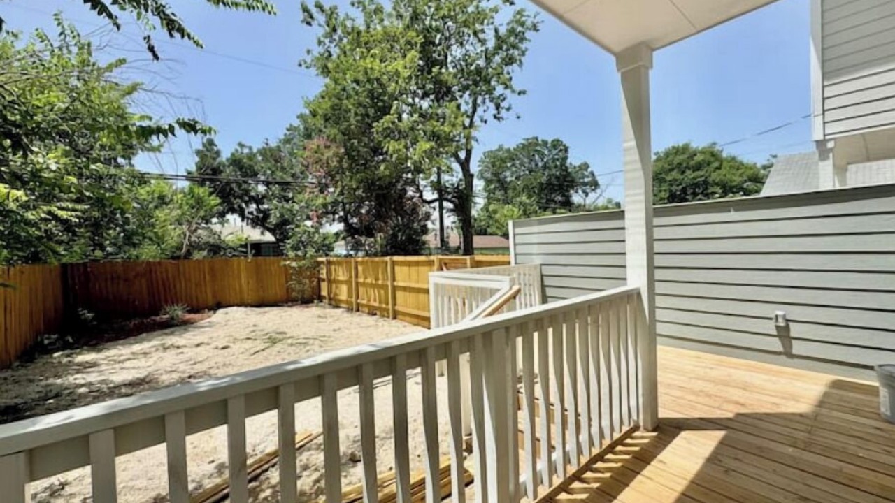 Photo of Patio Balcony in Highland Park