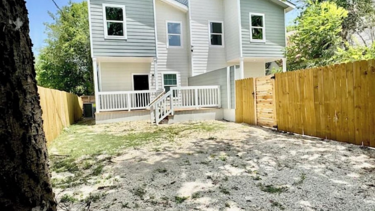 Photo of Outdoor in Highland Park