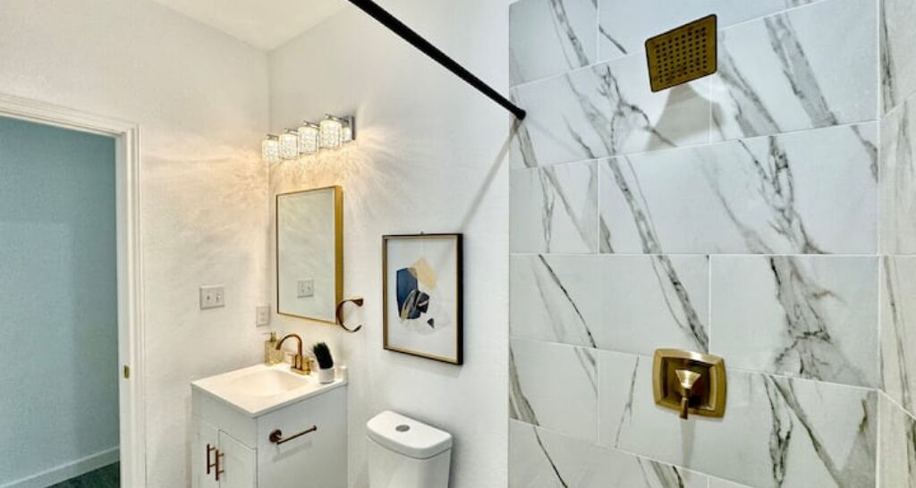 Photo of Bathroom in Highland Park