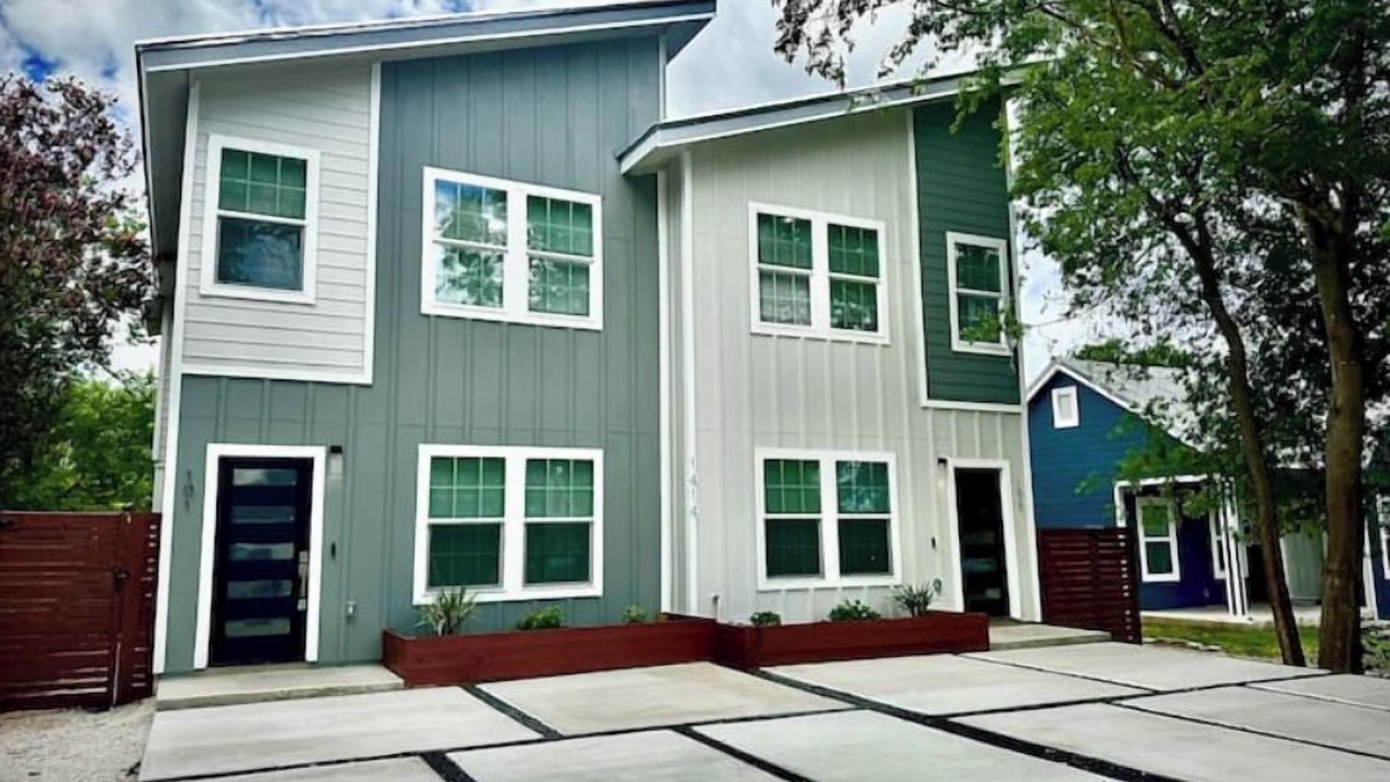 Photo of Outdoor in Highland Park