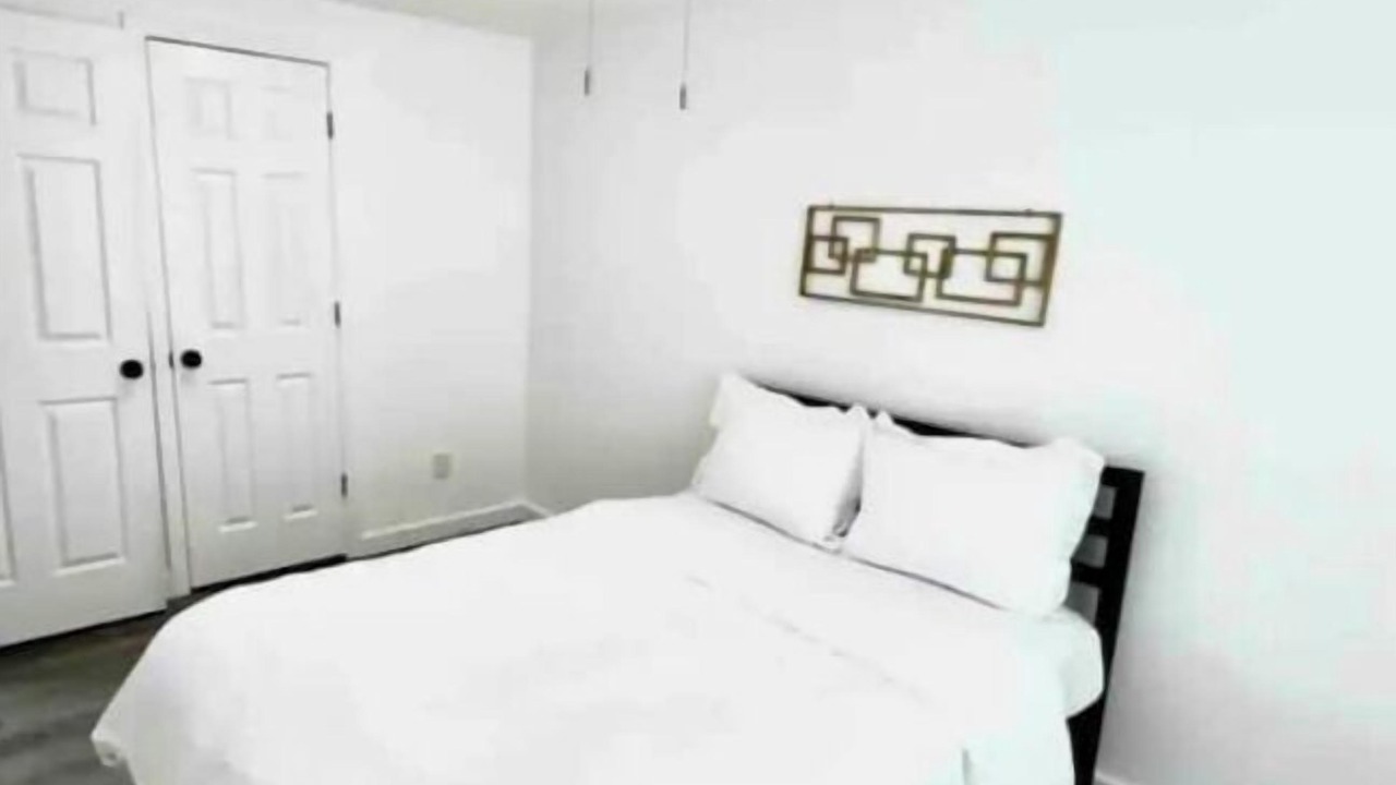 Photo of Bedroom in Highland Park