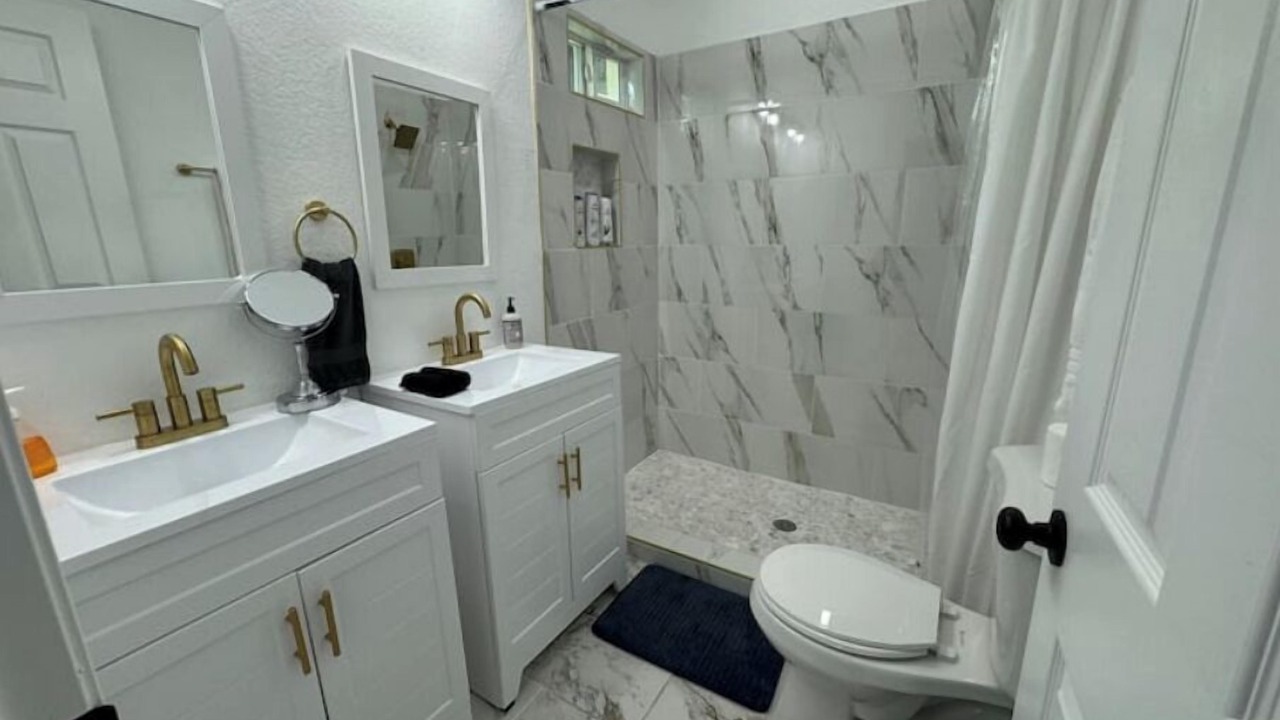 Photo of Bathroom in Highland Park
