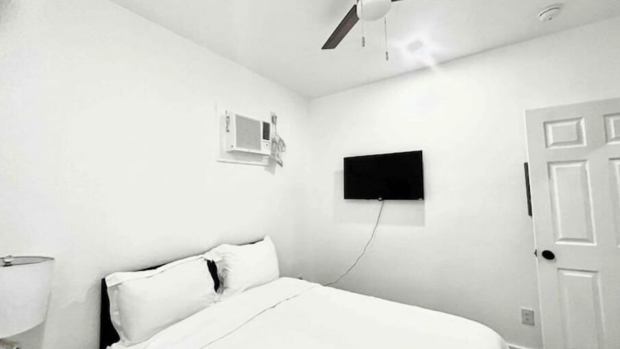 Photo of Bedroom in Highland Park