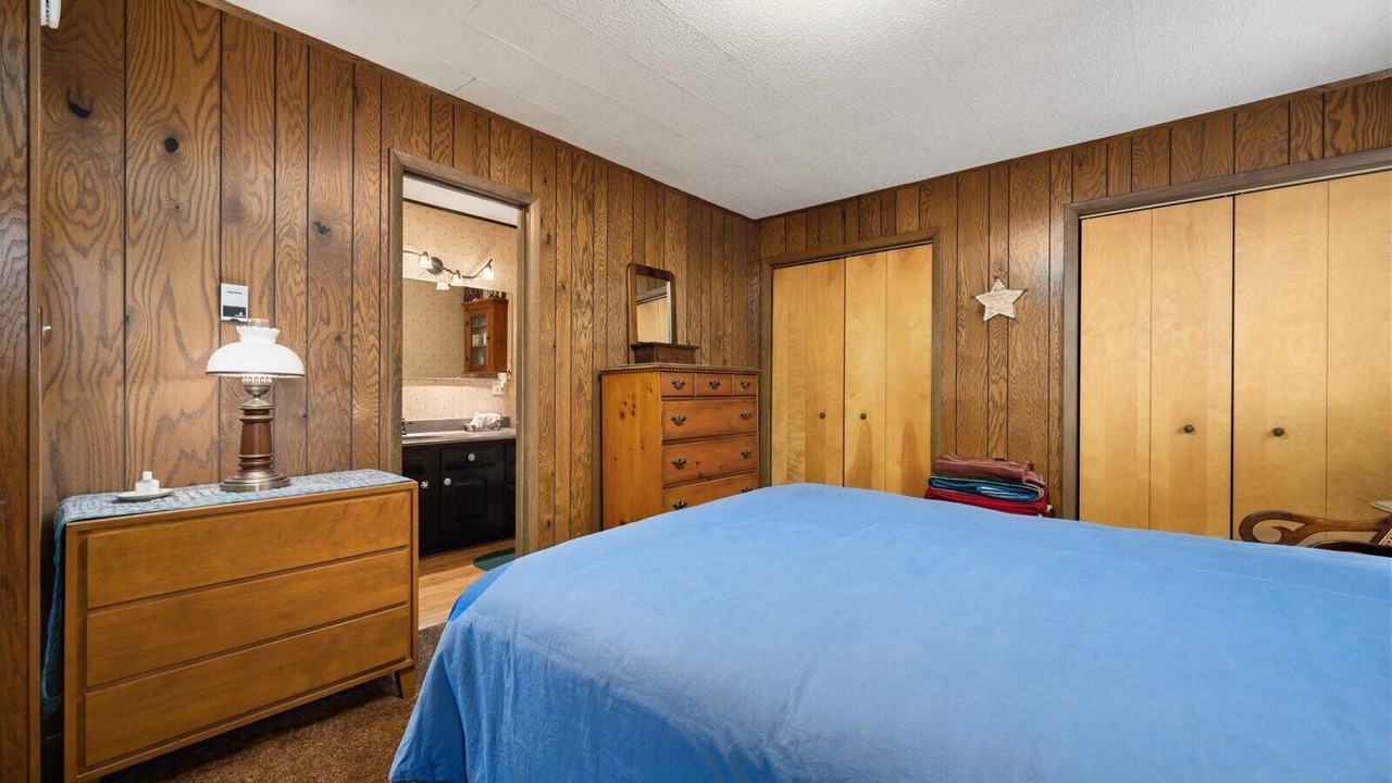 Photo of Bedroom in Town of Webb
