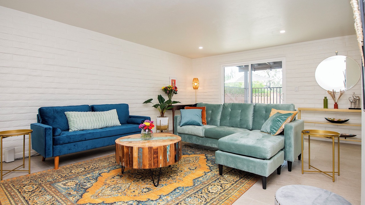 Photo of Livingroom in Oracle Heights Estates