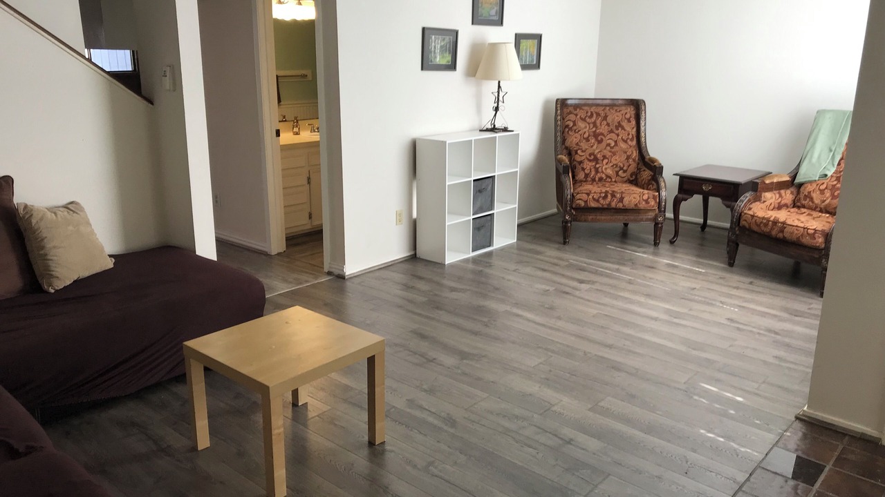 Photo of Livingroom in Huntsville
