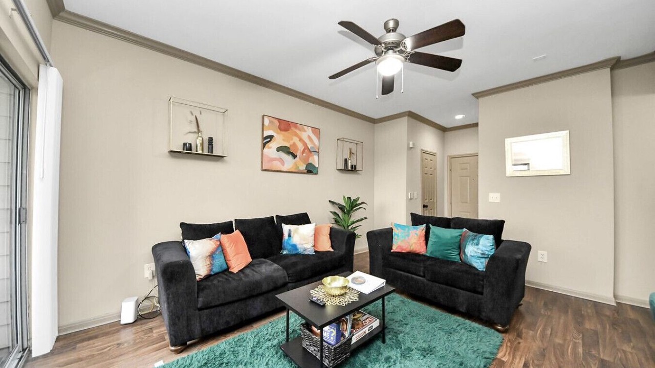 Photo of Livingroom in Midtown
