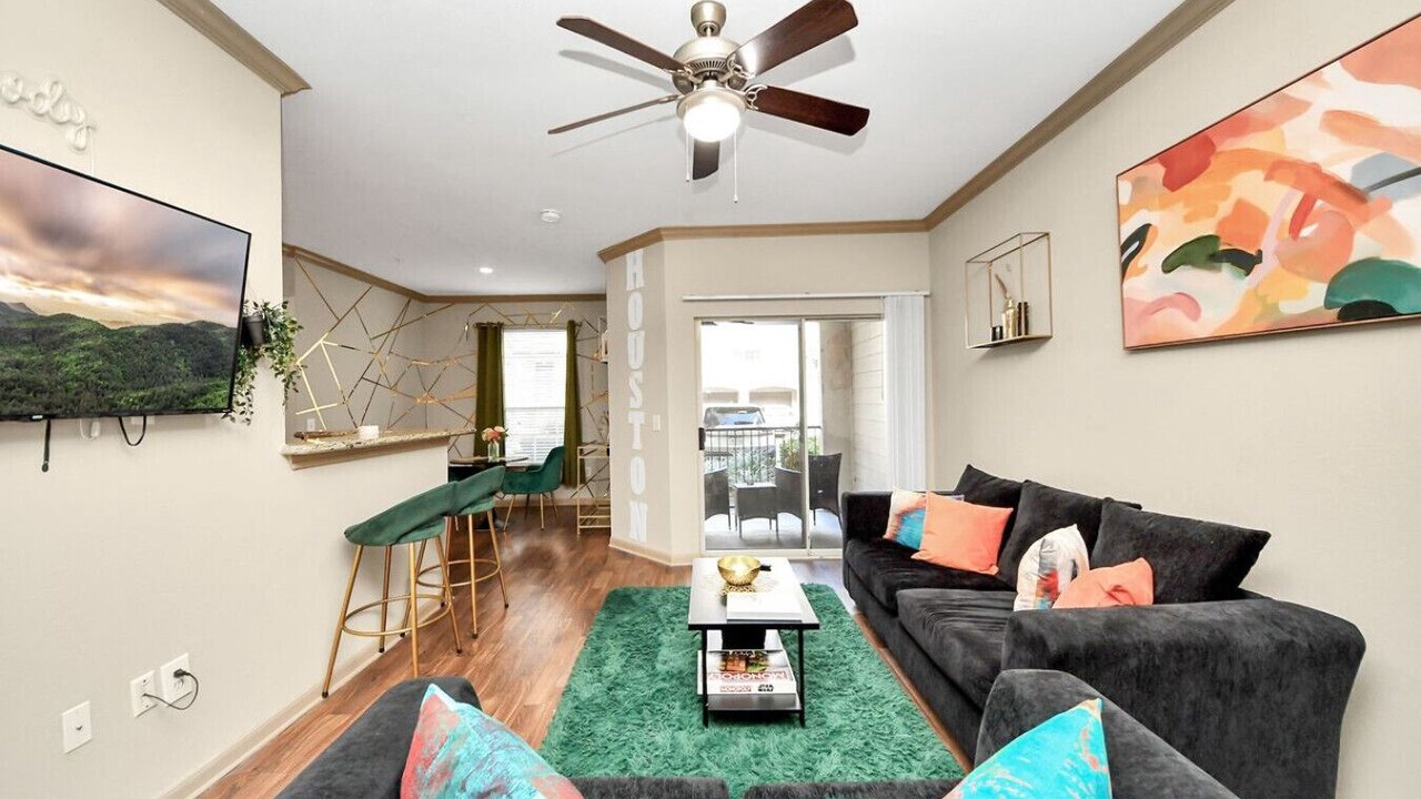 Photo of Livingroom in Midtown