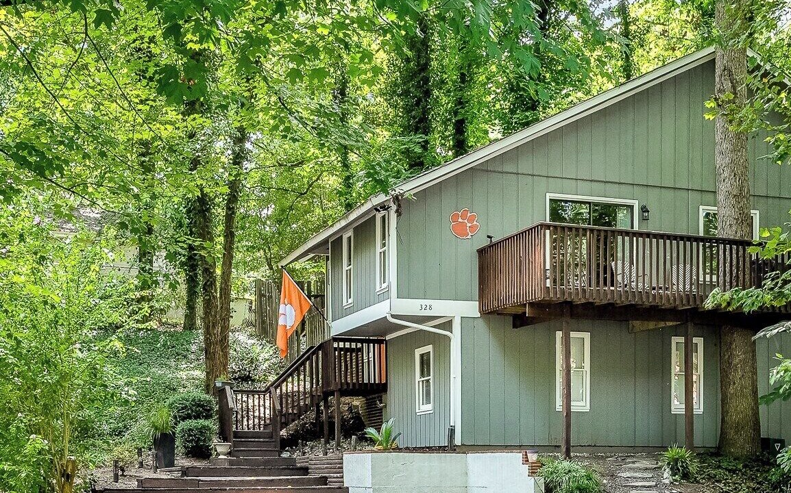 Photo of Outdoor in Clemson