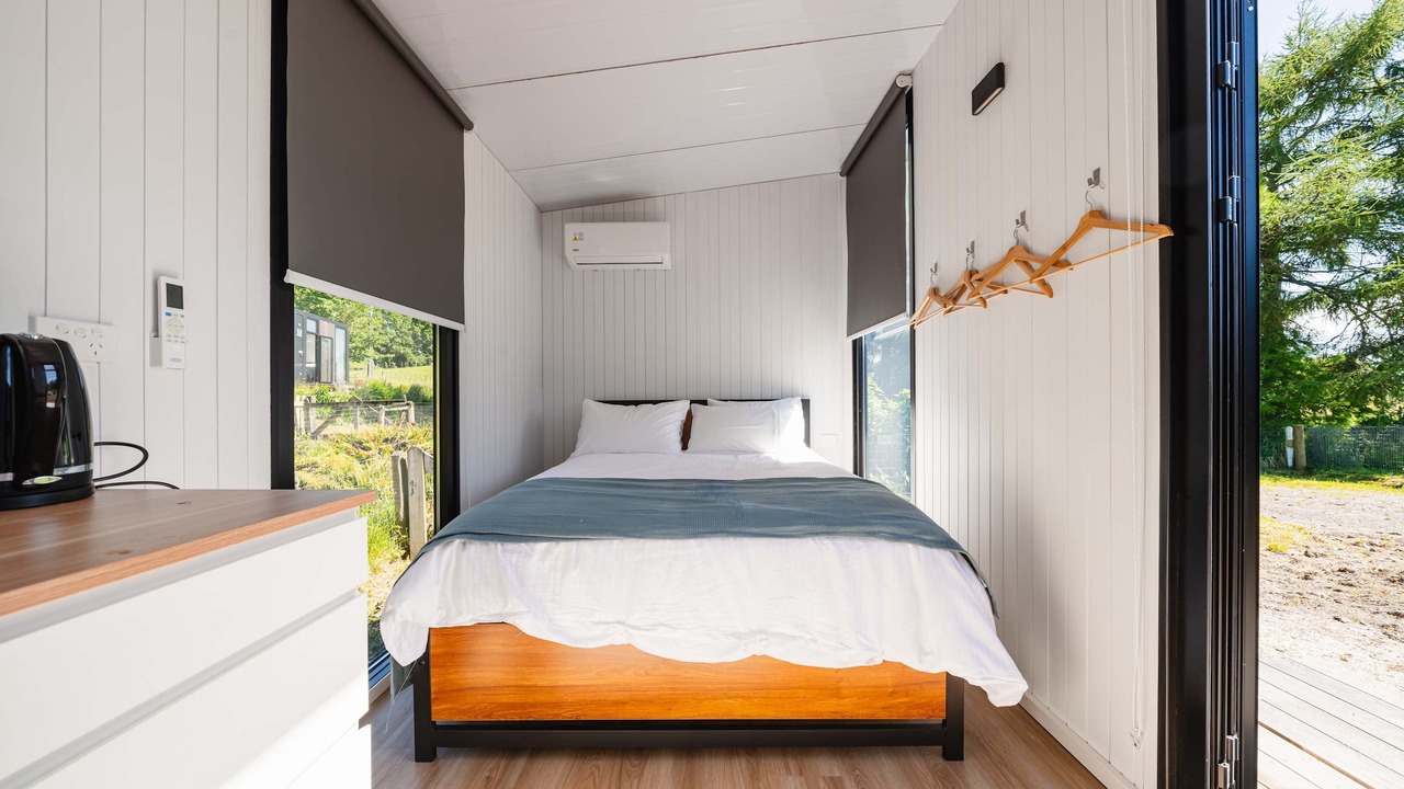 Photo of Bedroom in Stratford District