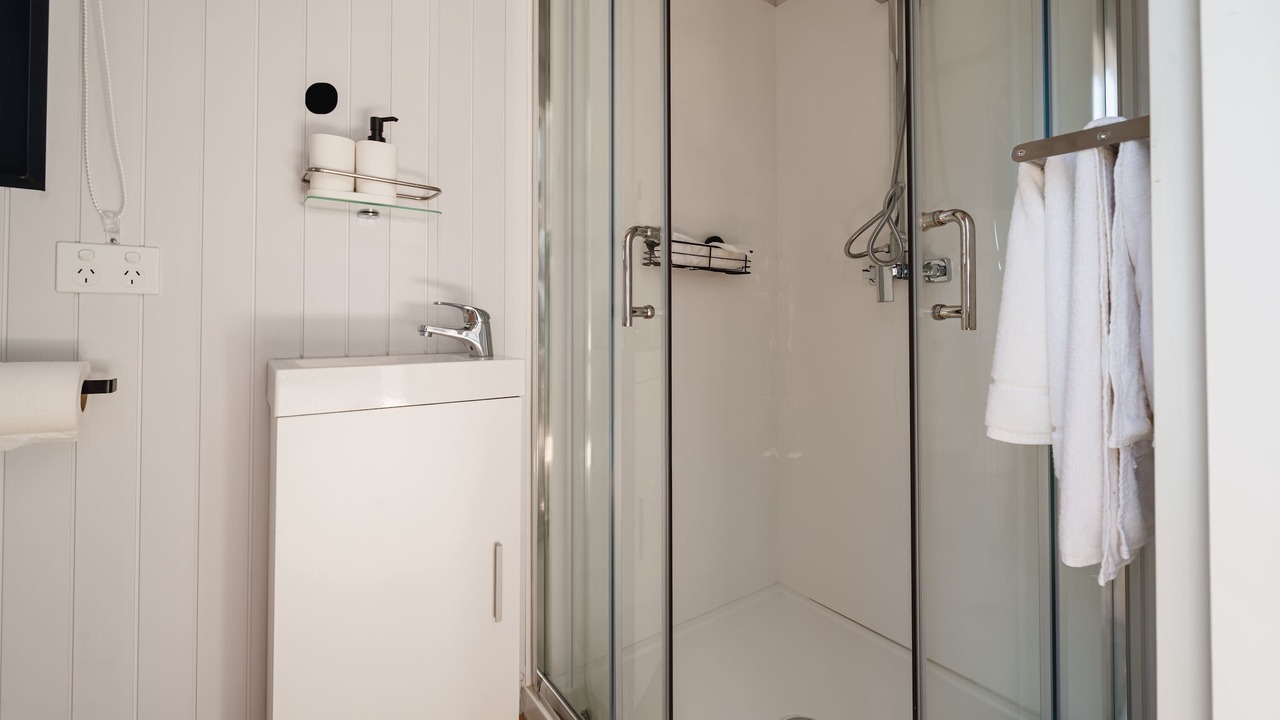 Photo of Bathroom in Stratford District