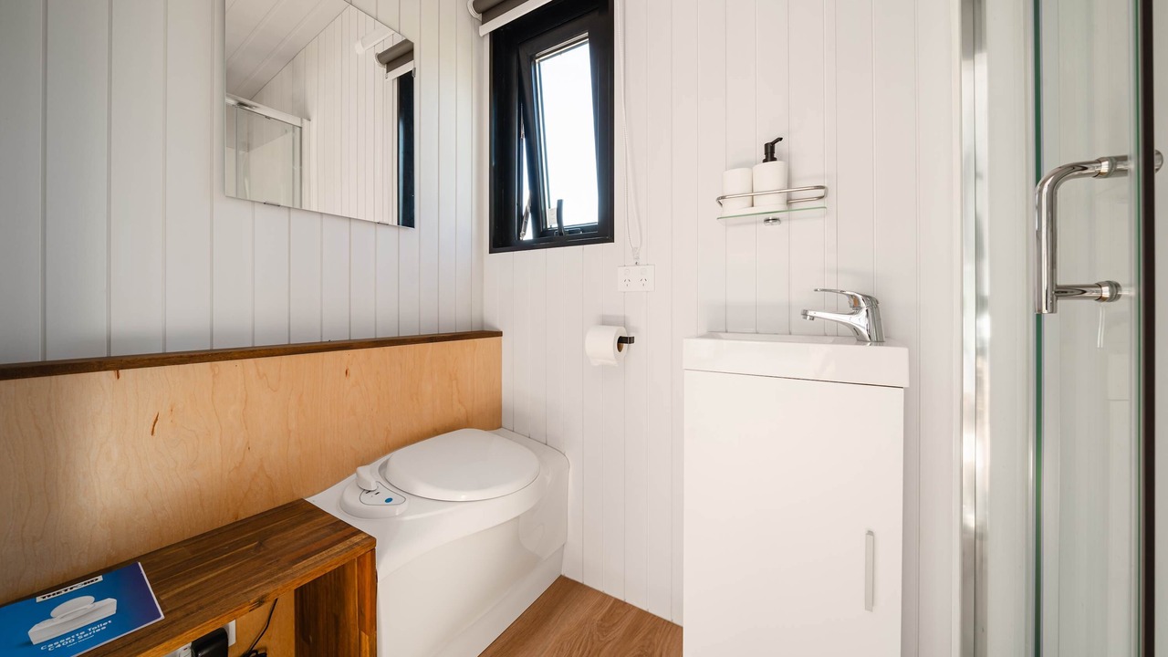 Photo of Bathroom in Stratford District