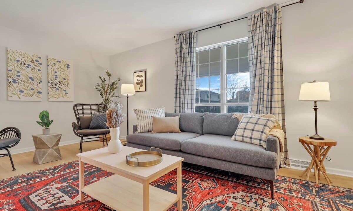 Photo of Livingroom in Gahanna