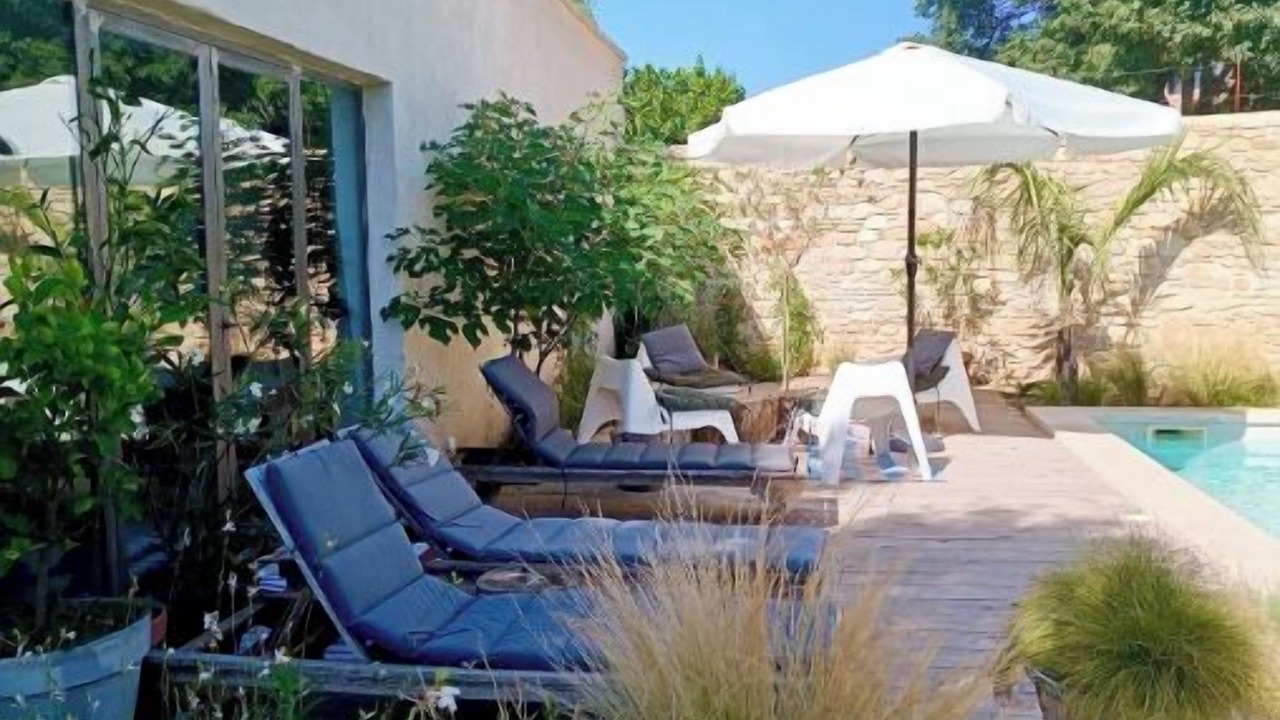 Photo of Patio Balcony in Montaren-et-Saint-Mediers