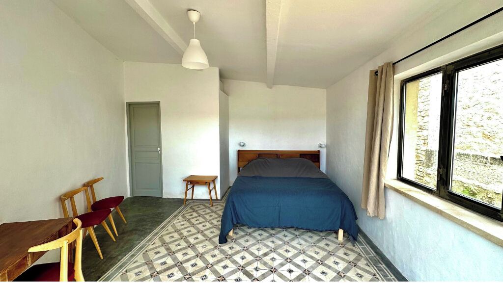 Photo of Bedroom in Montaren-et-Saint-Mediers