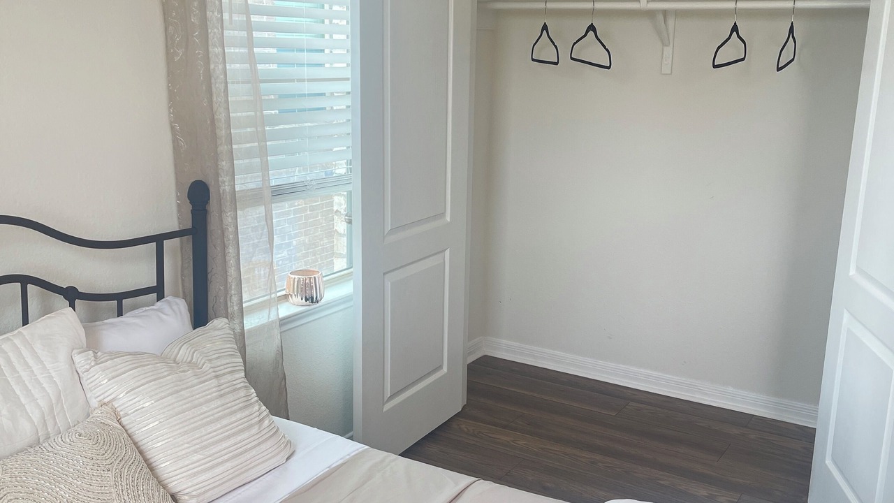 Photo of Bedroom in Iowa Colony