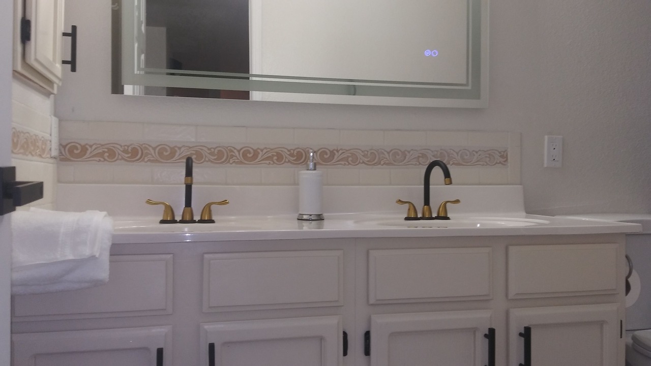 Photo of Bathroom in Sun Ridge South