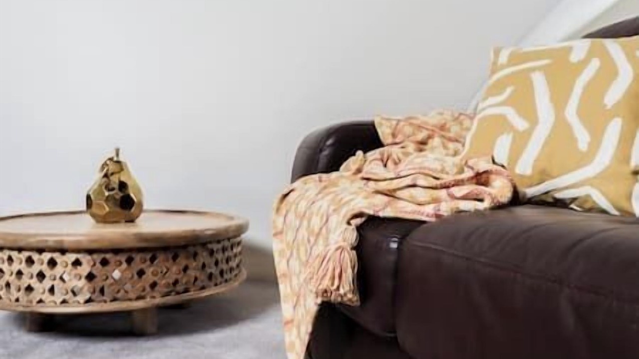 Photo of Livingroom in Ryton