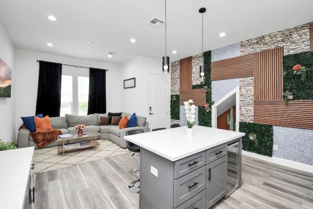 Photo of Livingroom in OST - South Union