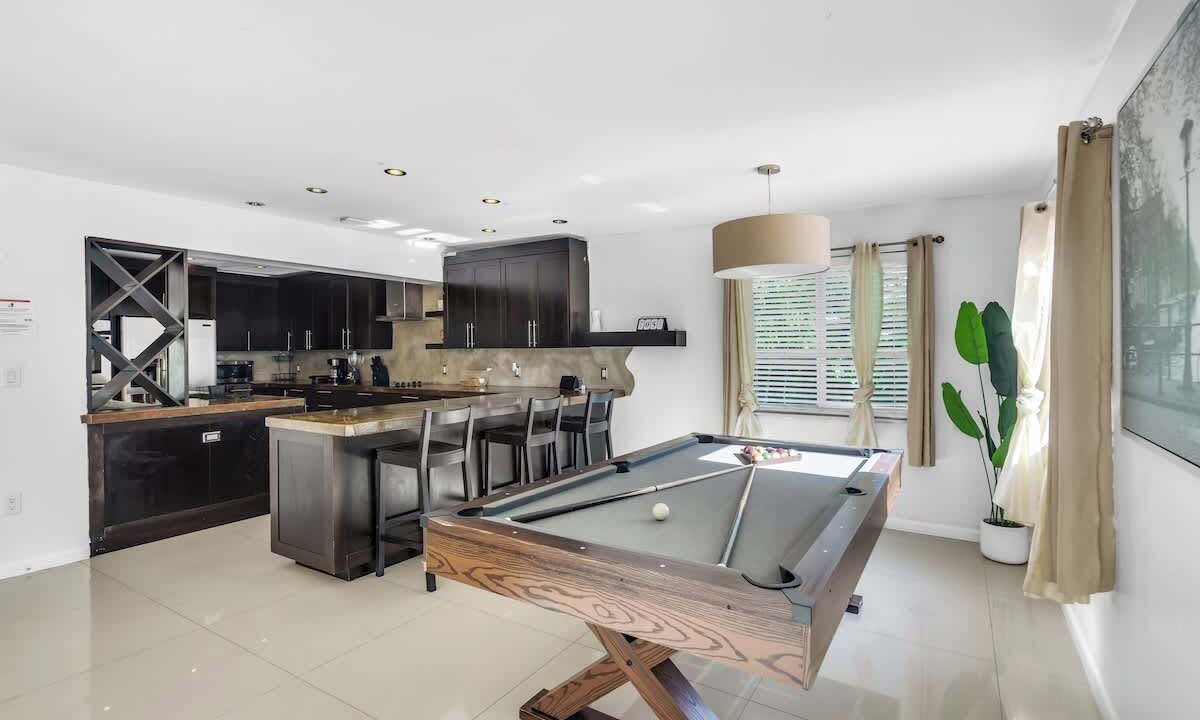 Photo of Kitchen in Golden Glades