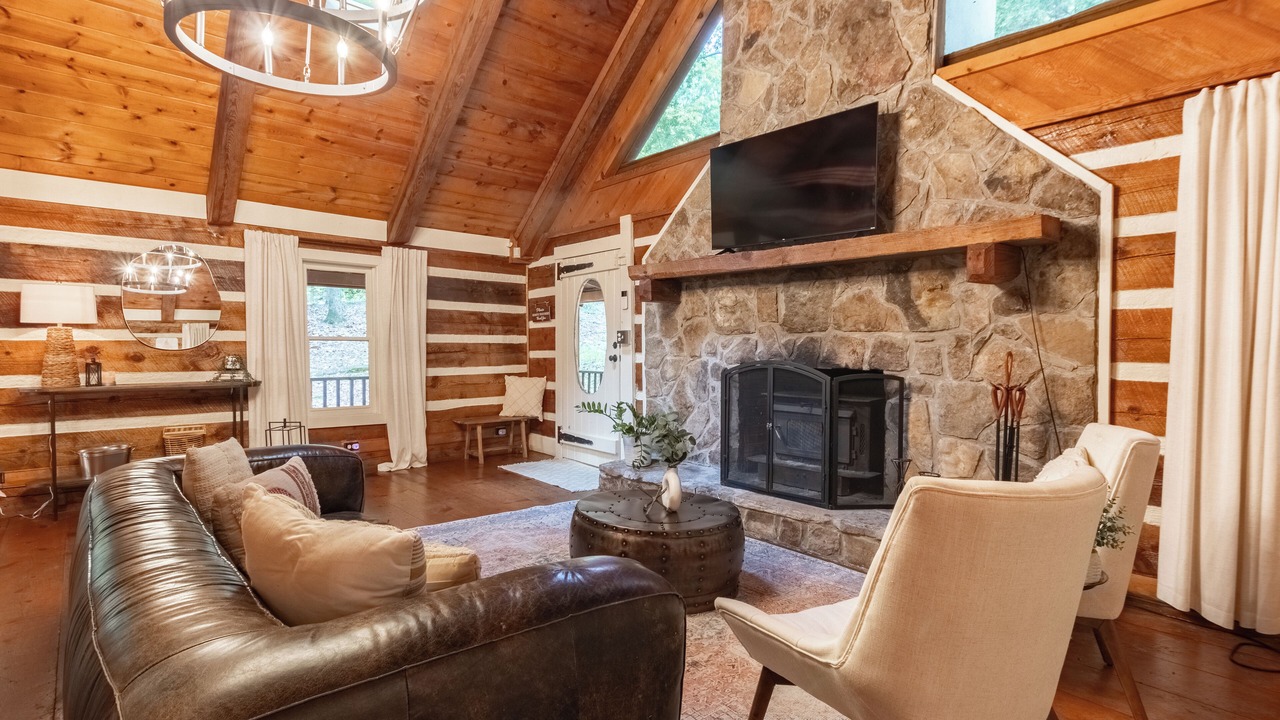 Photo of Livingroom in Cumming