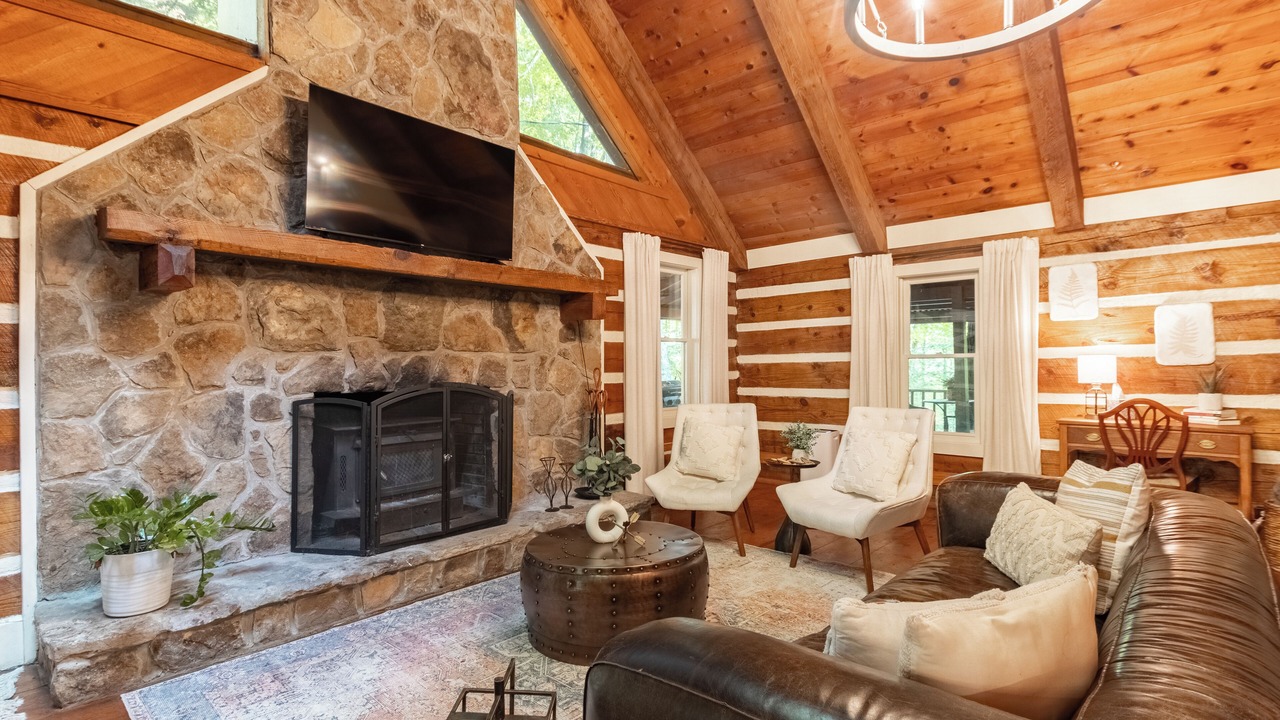 Photo of Livingroom in Cumming